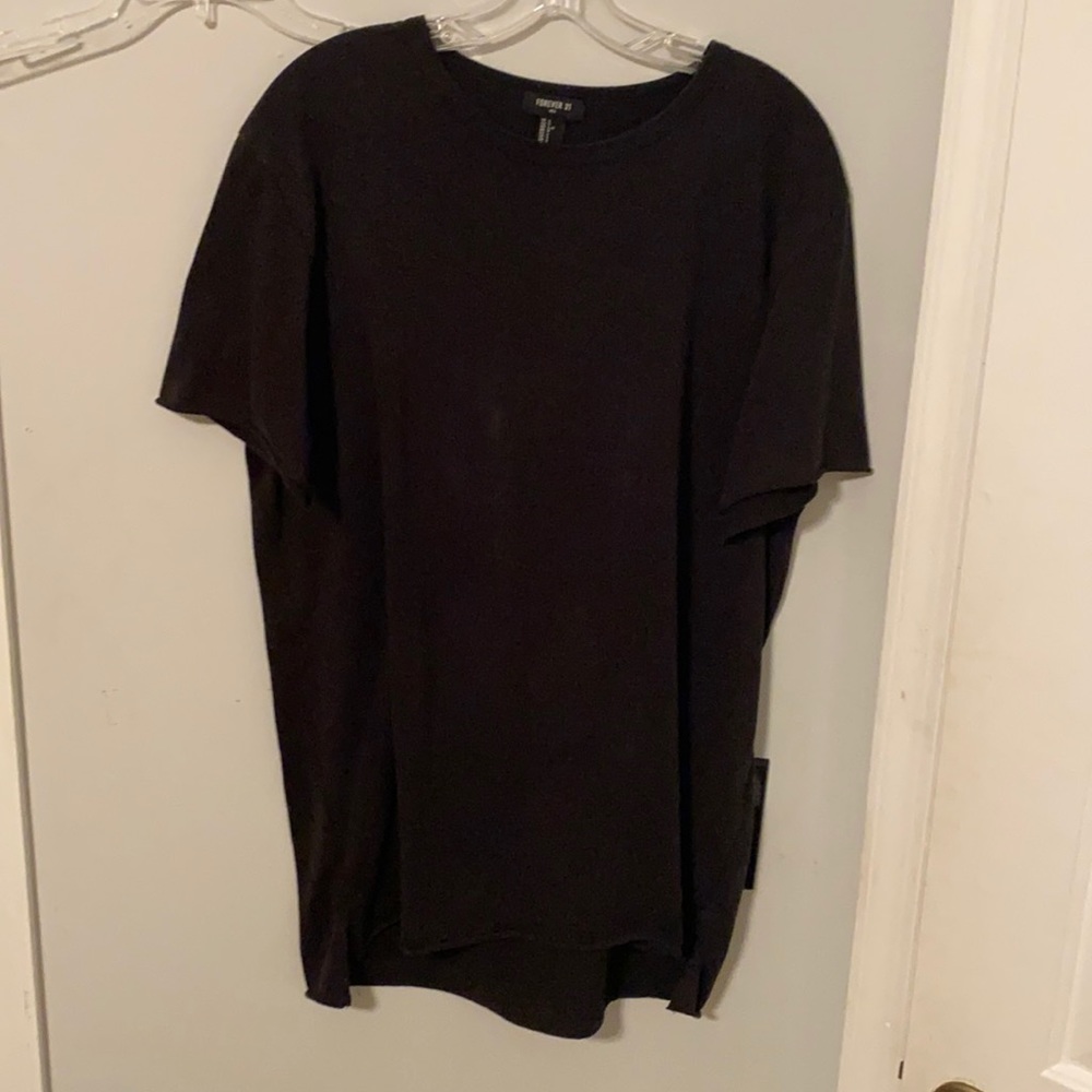 Foverever 21 mens Large black tshirt